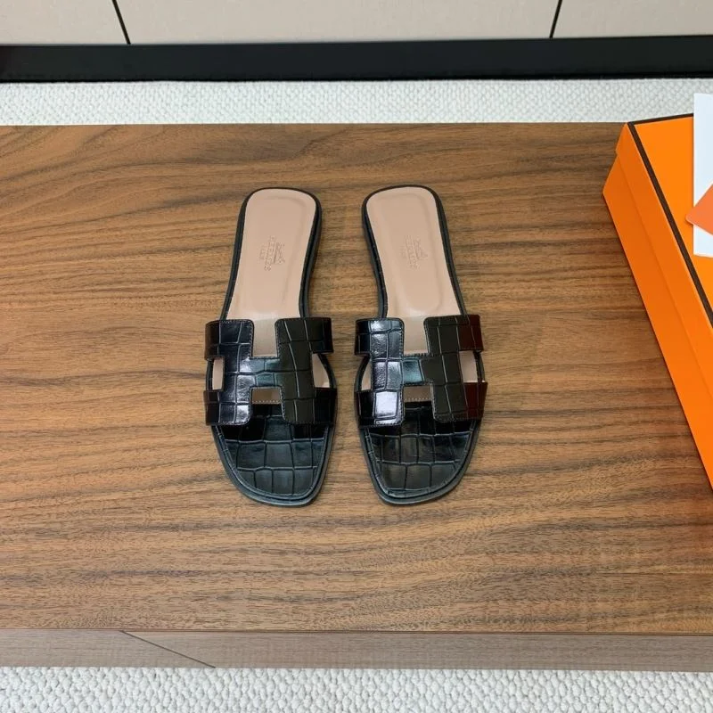 Hermes Slippers Minimalist 27468