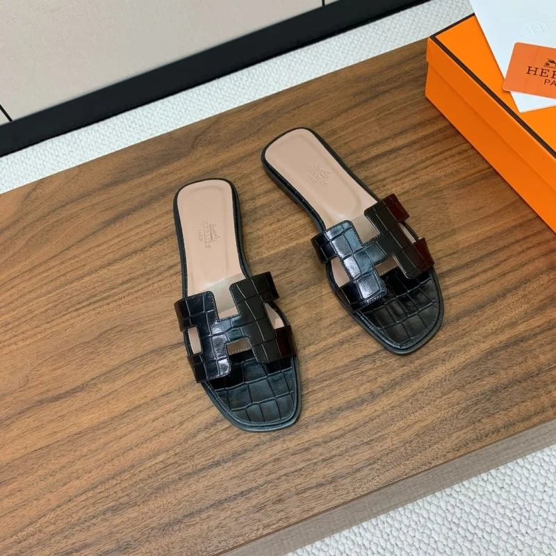 Hermes Slippers Minimalist 27468
