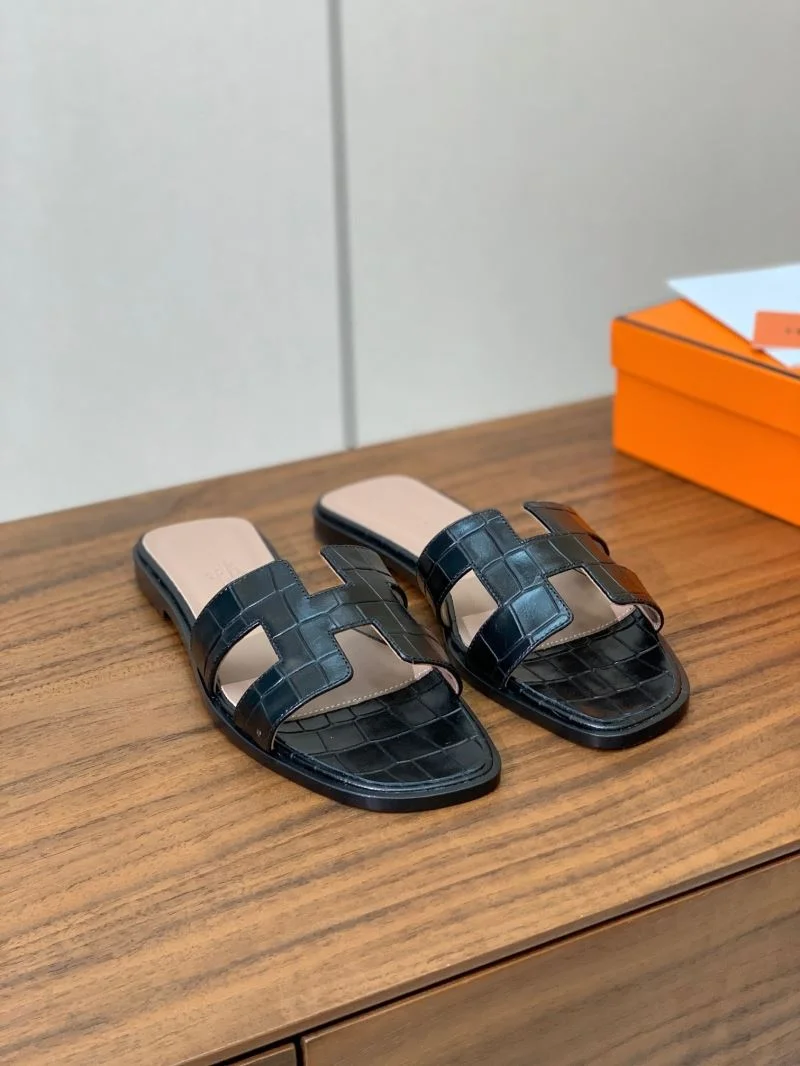 Hermes Slippers Minimalist 27468