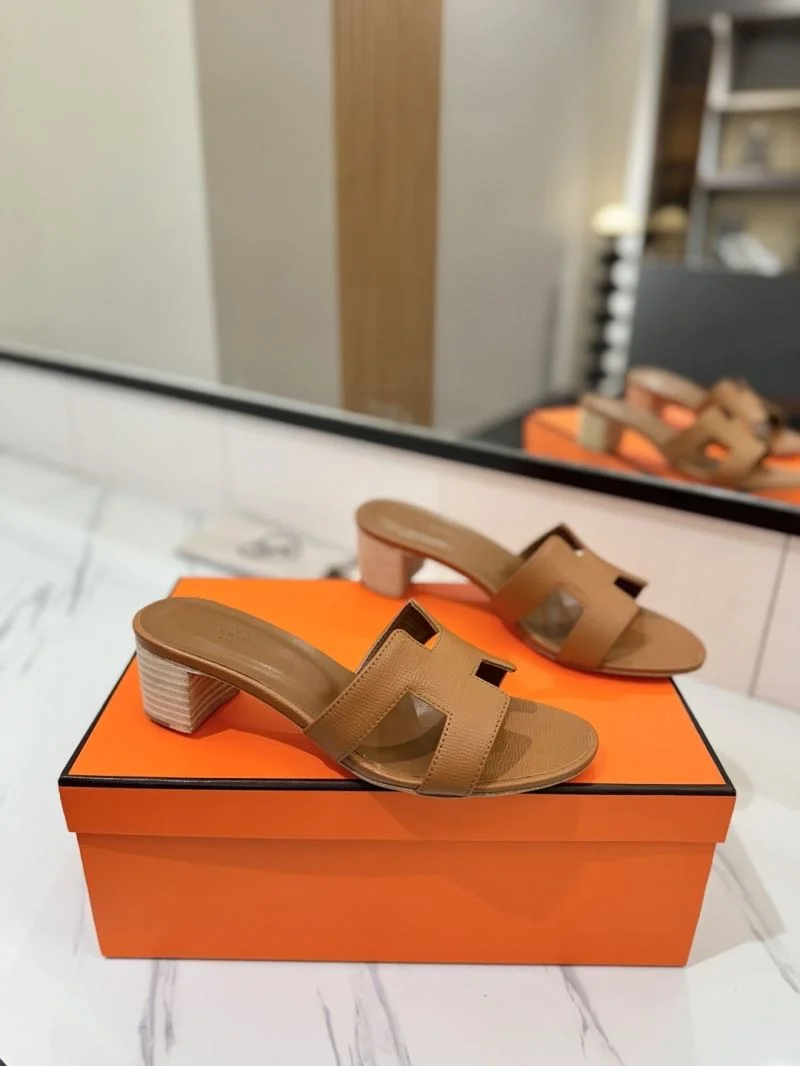 Tailored Hermes Slippers 27454
