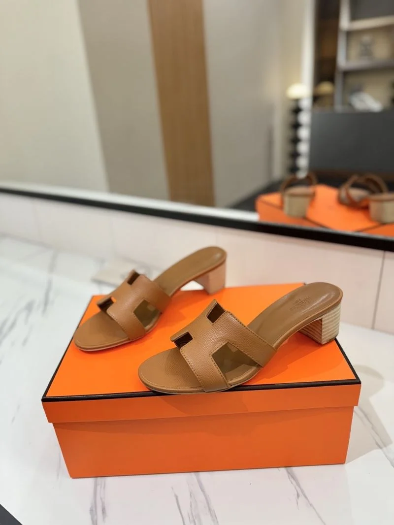 Tailored Hermes Slippers 27454