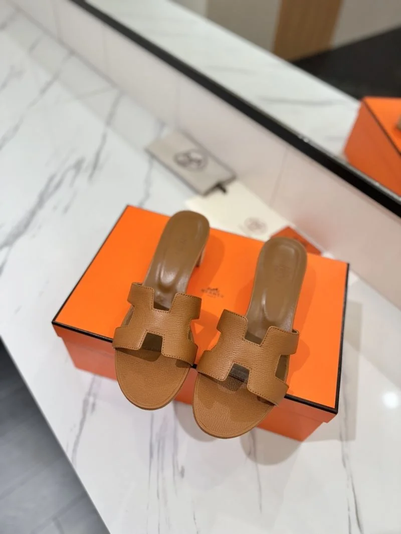 Tailored Hermes Slippers 27454