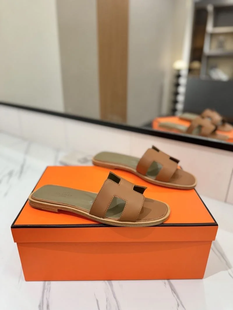 Hermes Slippers Minimalist 27442