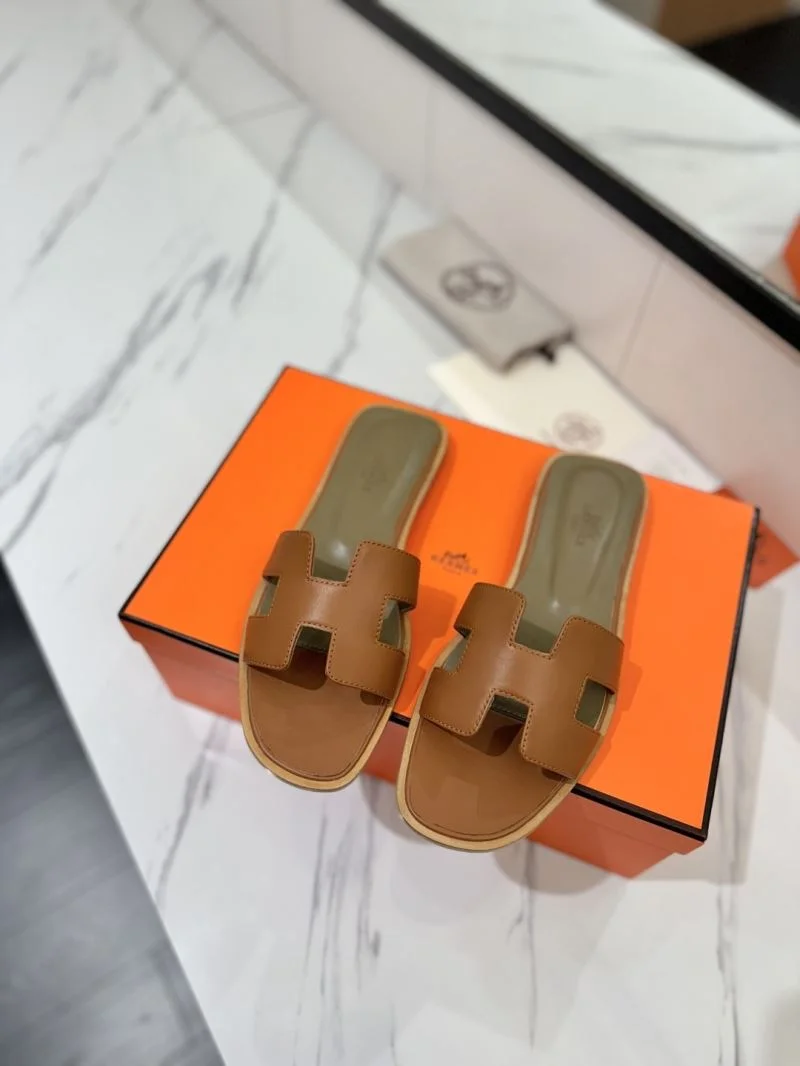 Hermes Slippers Minimalist 27442