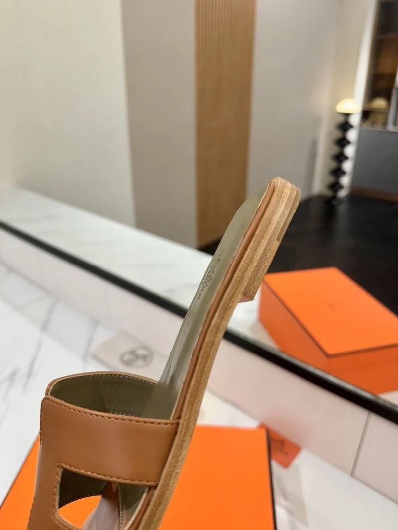 Hermes Slippers Minimalist 27442