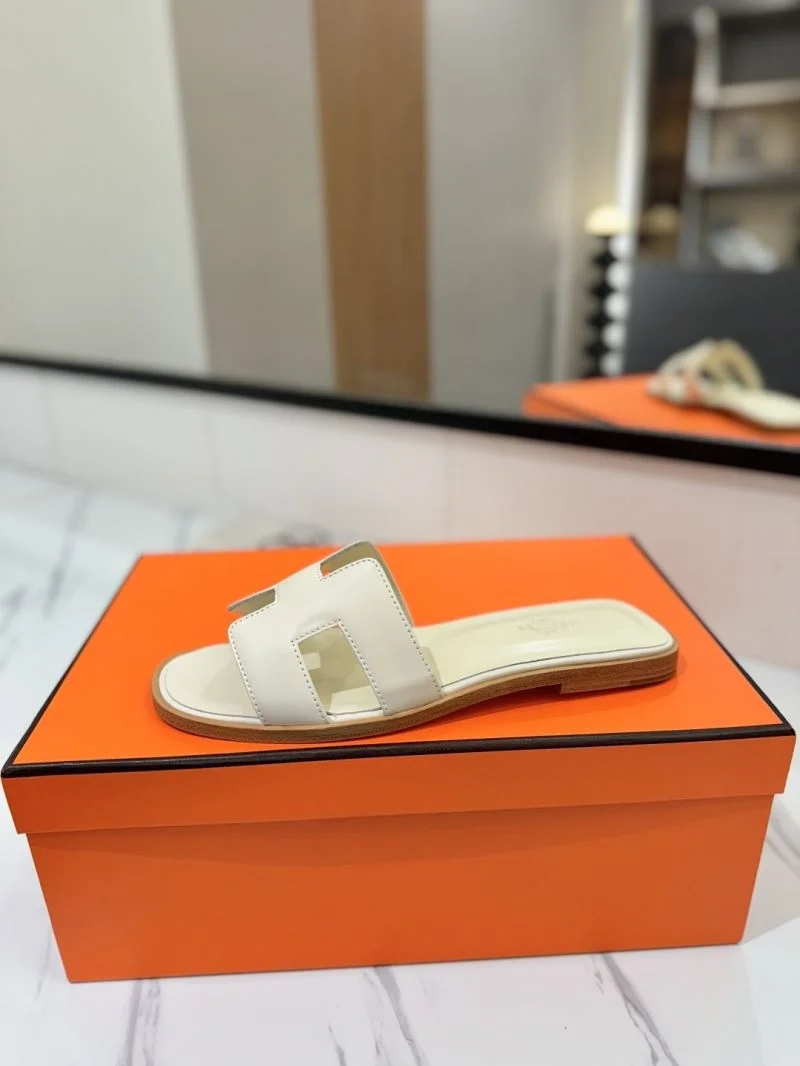 Supportive Hermes Slippers 27445