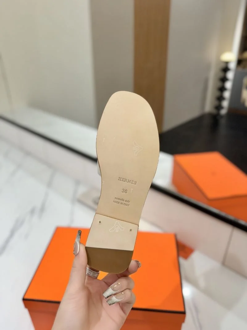 Supportive Hermes Slippers 27445
