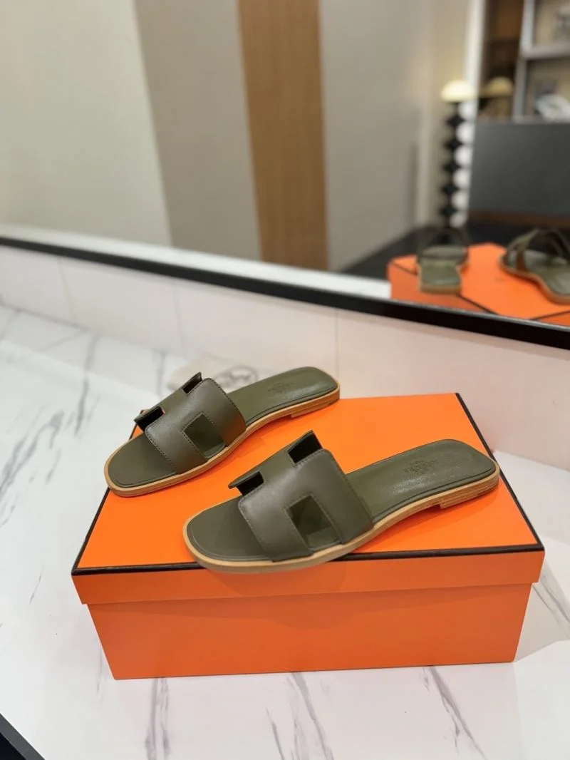 ComfortFit Hermes Slippers 27447