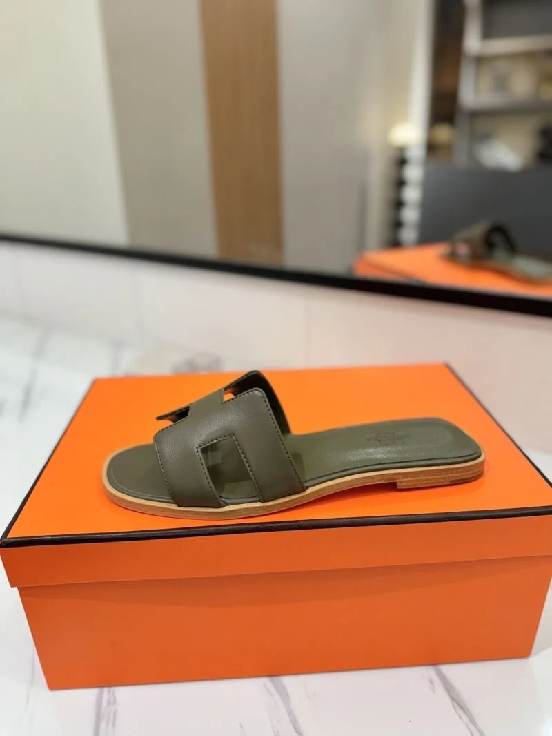 ComfortFit Hermes Slippers 27447