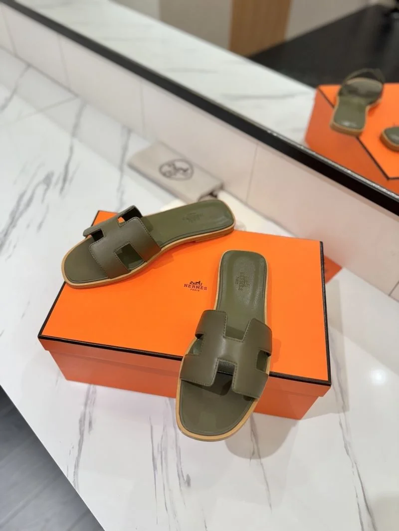 ComfortFit Hermes Slippers 27447