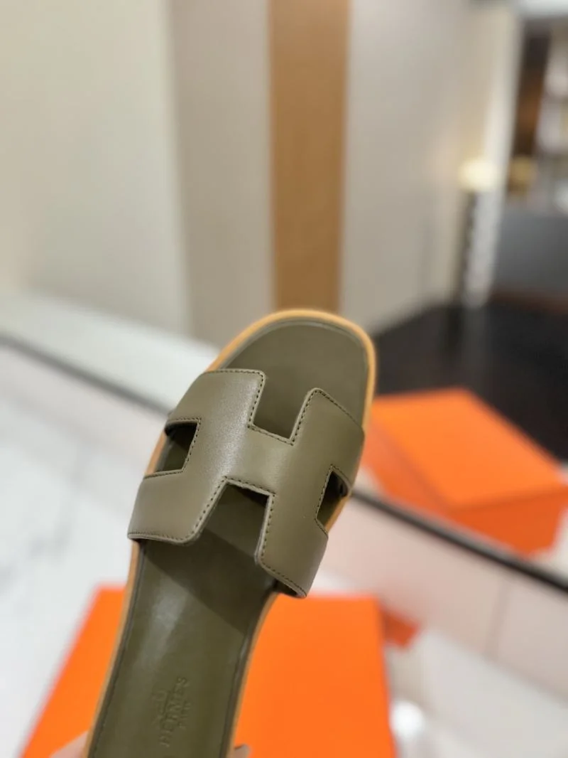 ComfortFit Hermes Slippers 27447