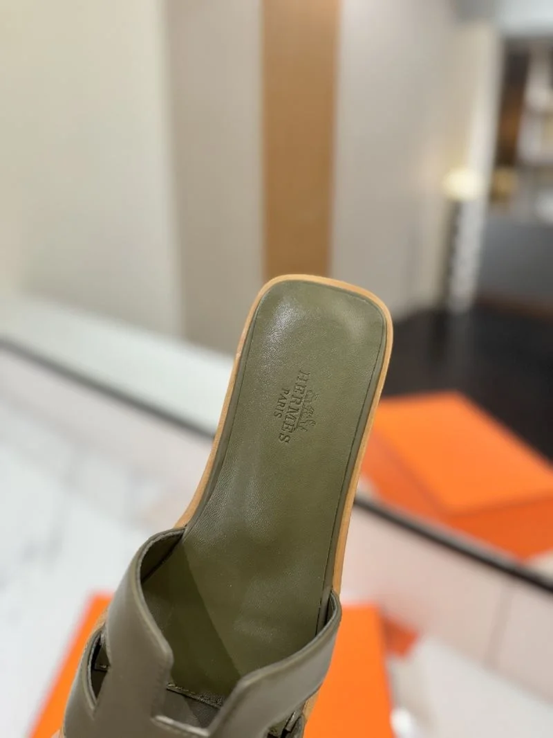 ComfortFit Hermes Slippers 27447