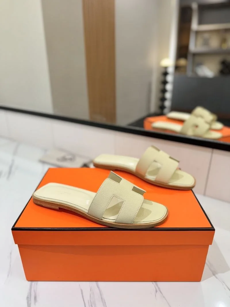 Hermes Slippers MultiPurpose 27448