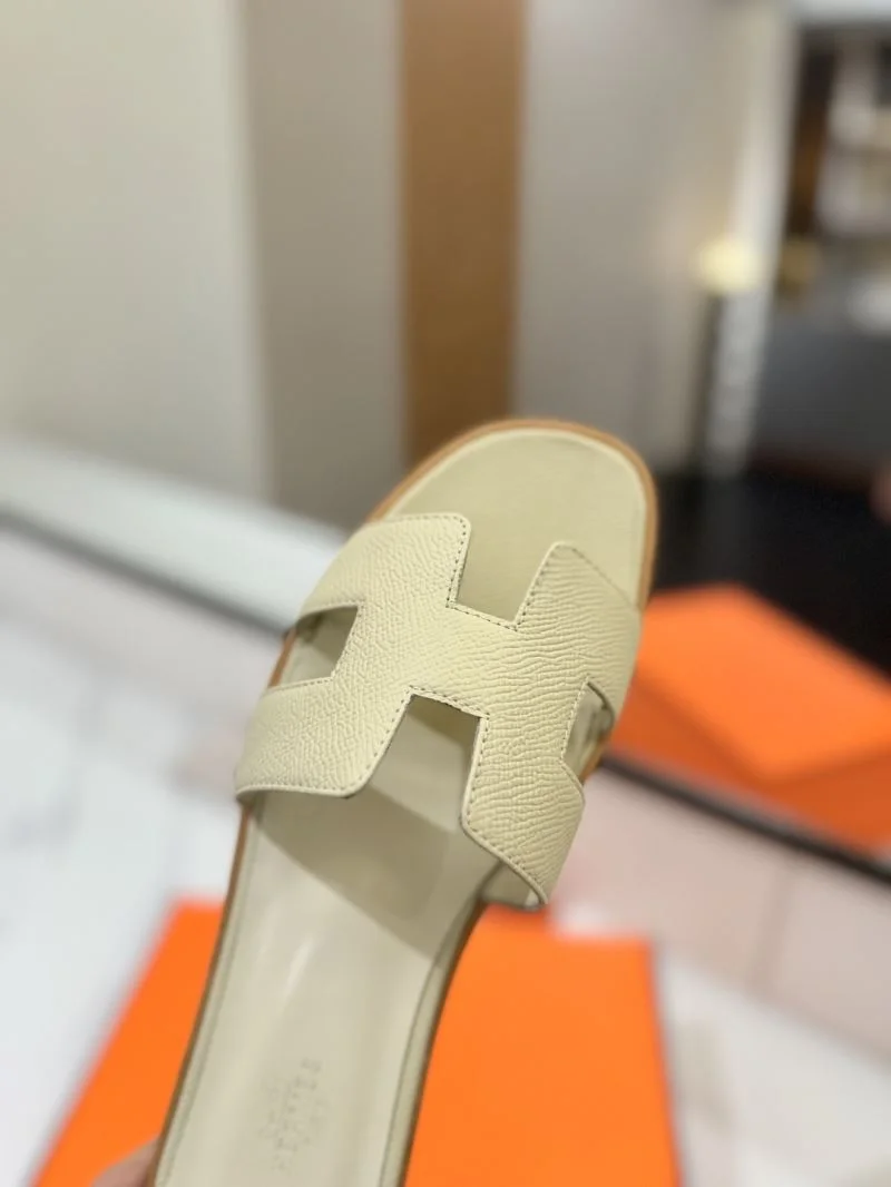Hermes Slippers MultiPurpose 27448