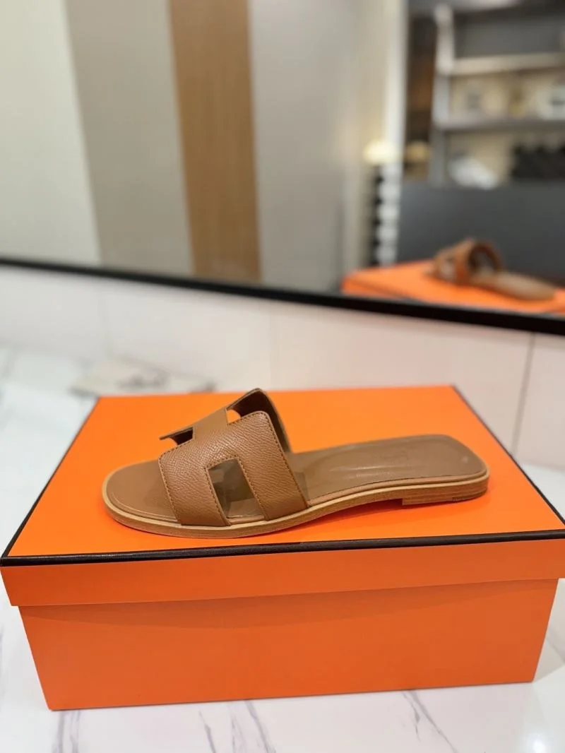 Resilient Hermes Slippers 27436