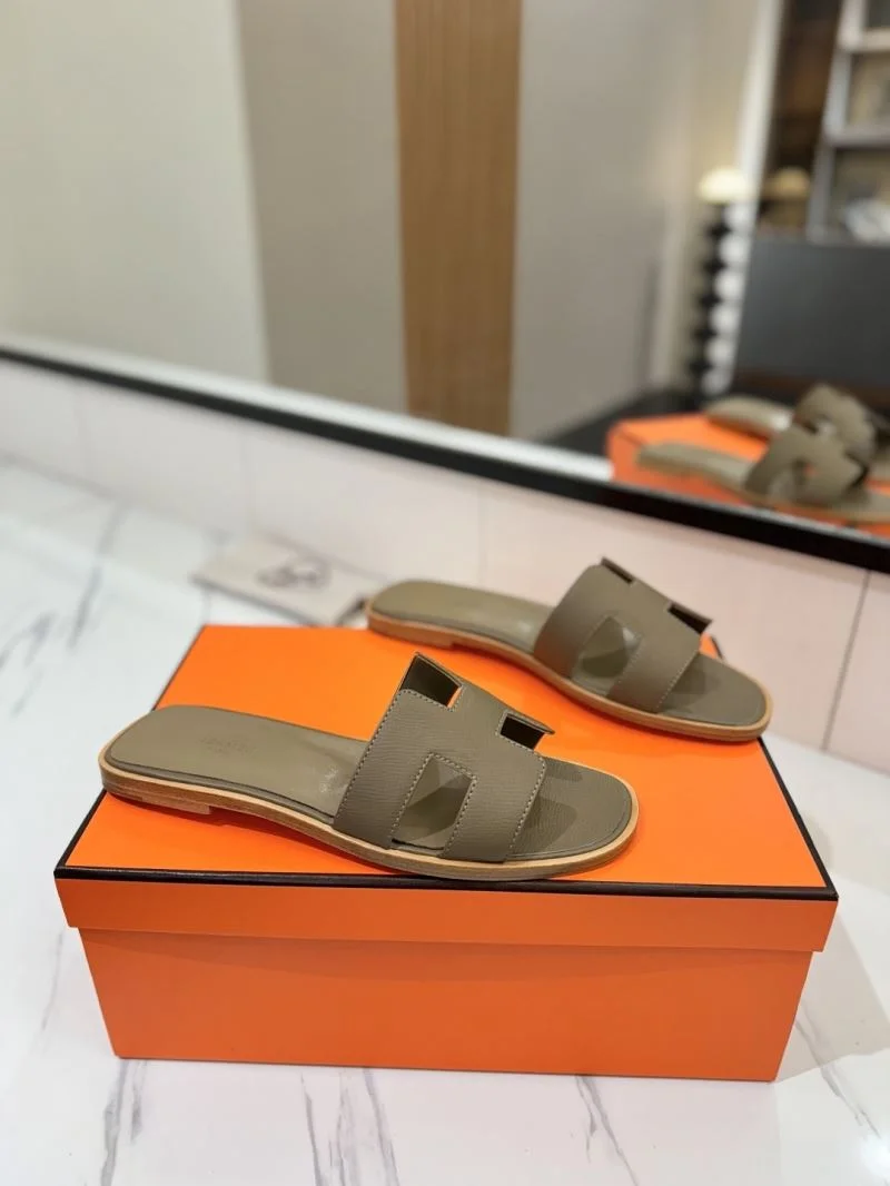 Functional Hermes Slippers 27432