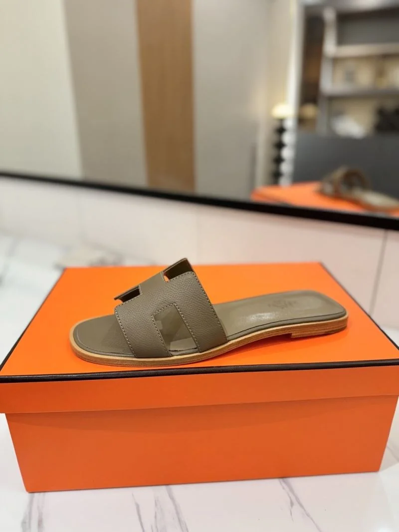 Functional Hermes Slippers 27432