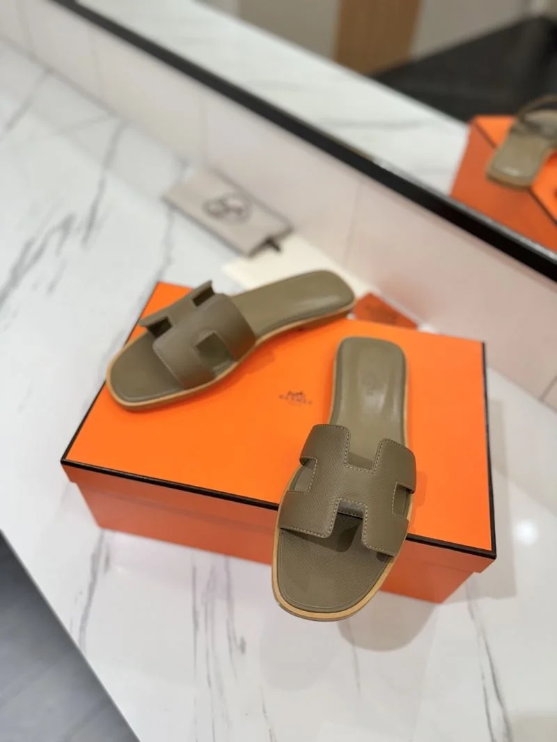 Functional Hermes Slippers 27432