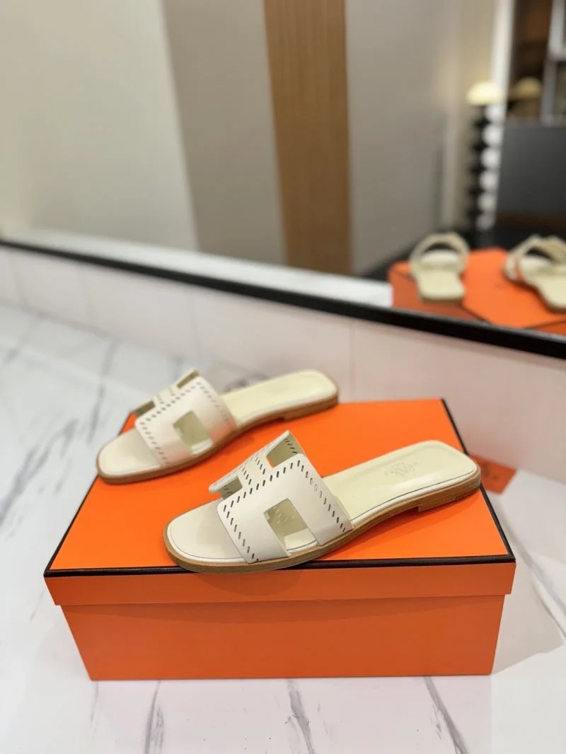 TechFriendly Hermes Slippers 27441