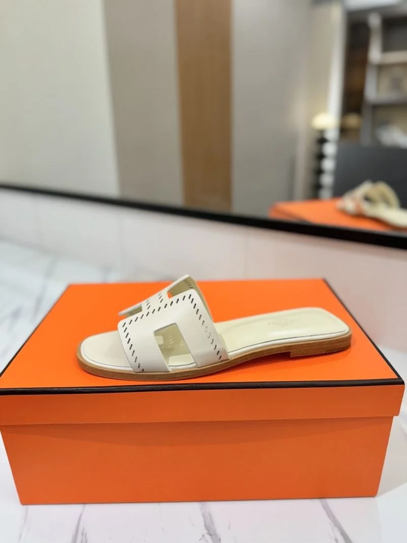 TechFriendly Hermes Slippers 27441