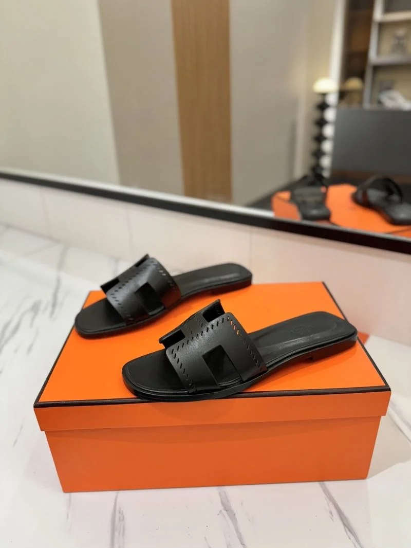 Elegant Hermes Slippers 27426