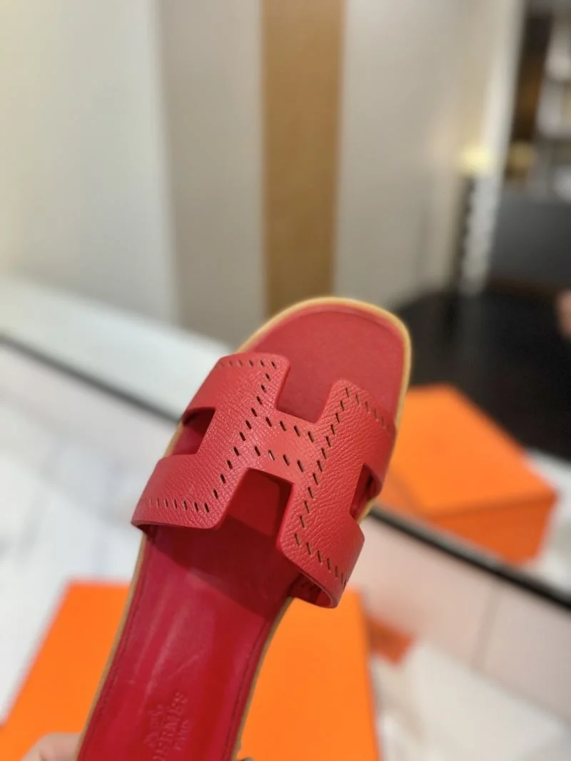 Packable Hermes Slippers 27410