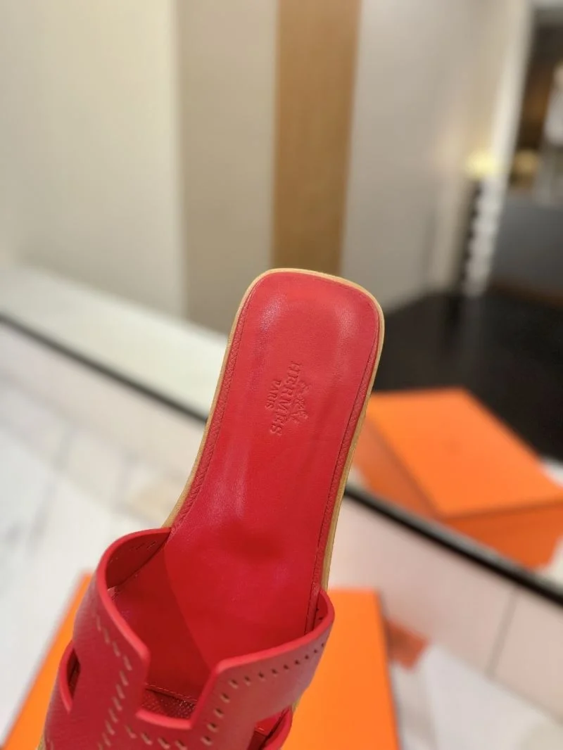 Packable Hermes Slippers 27410