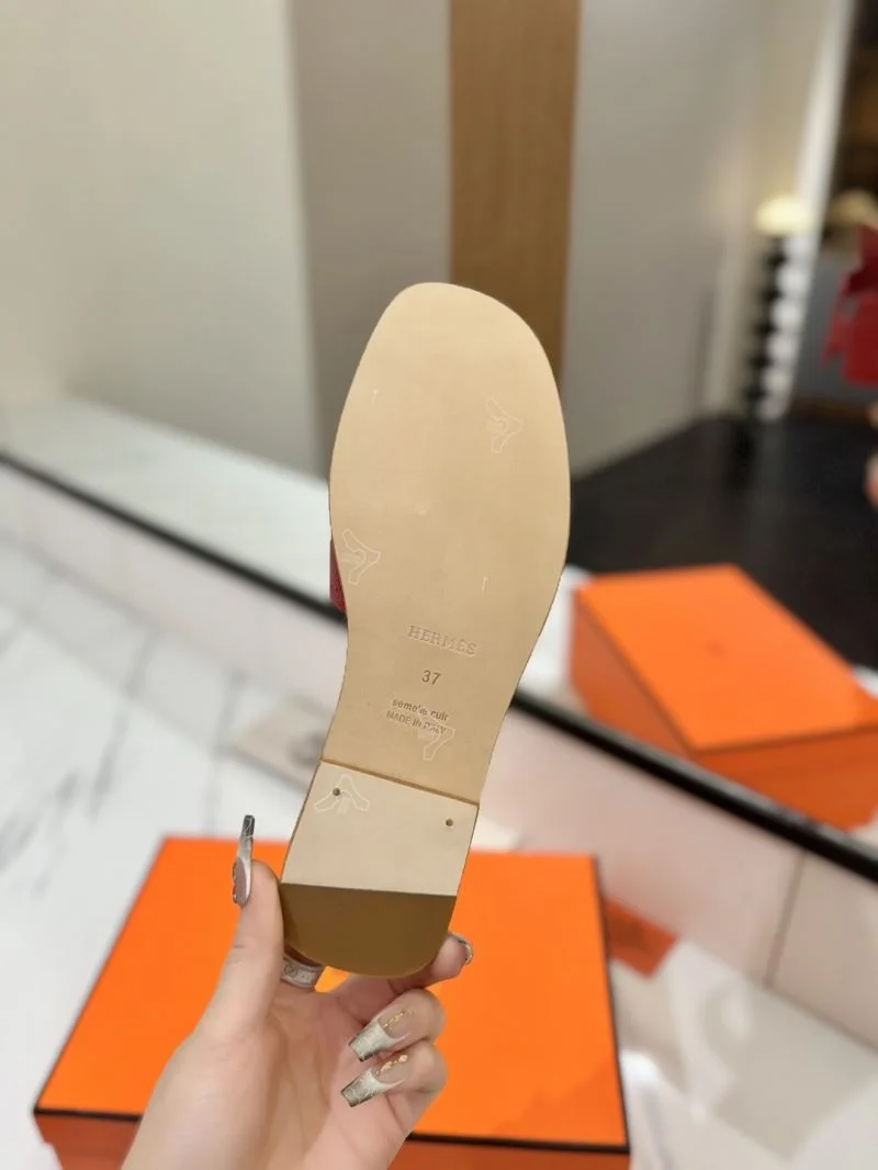 Packable Hermes Slippers 27410