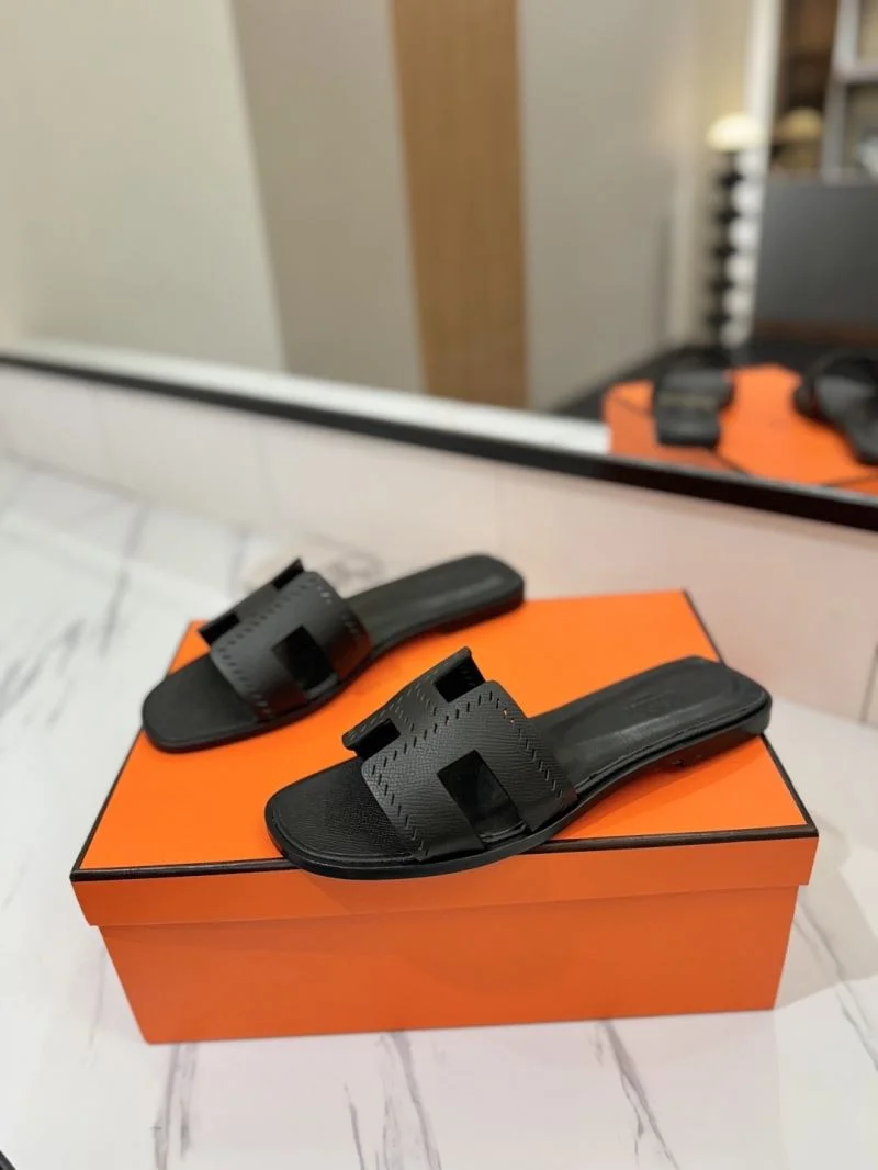 TechFriendly Hermes Slippers 26057