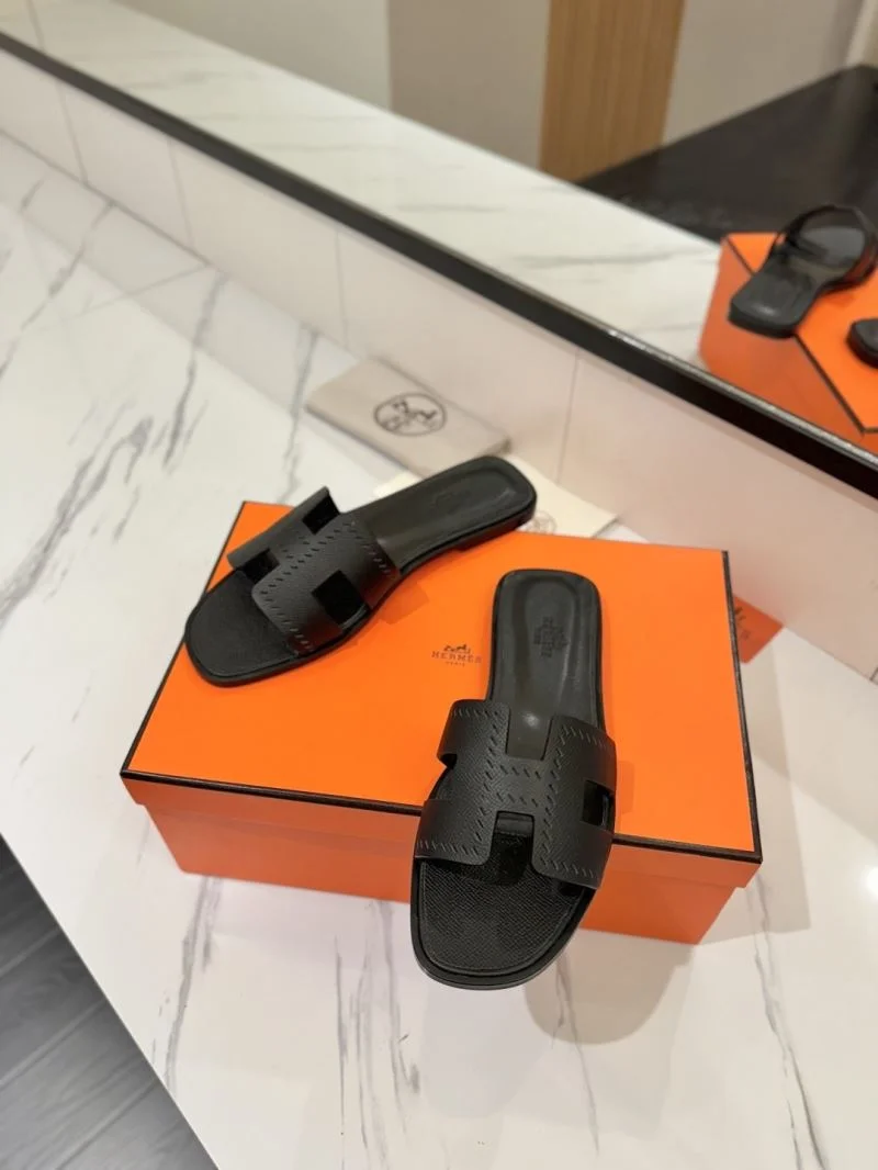 TechFriendly Hermes Slippers 26057