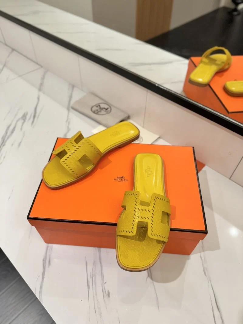 Hermes Slippers Minimalist 27407