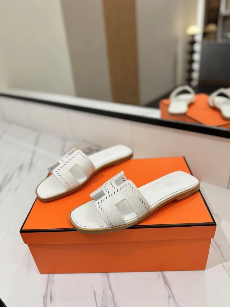 Tailored Hermes Slippers 27419