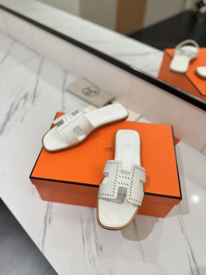 Tailored Hermes Slippers 27419