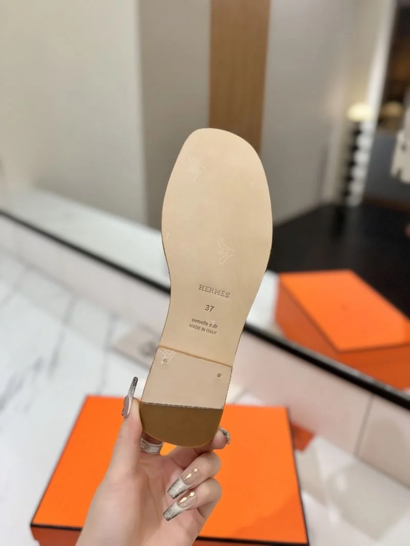 Tailored Hermes Slippers 27419