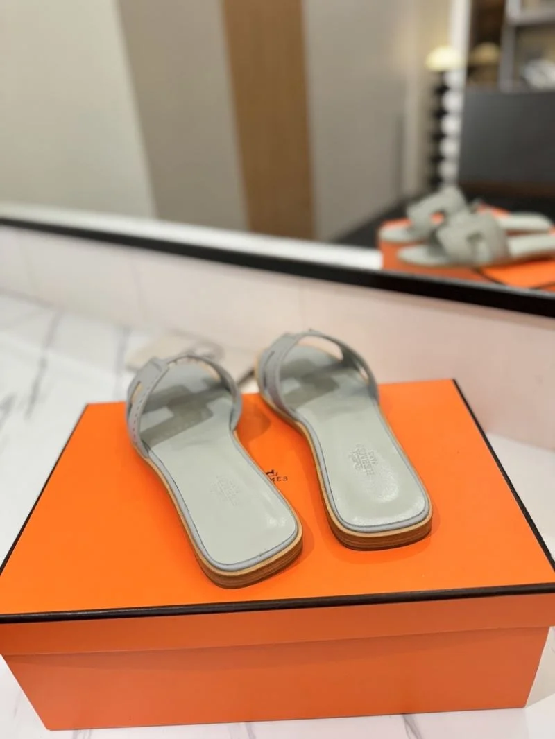 Hermes Slippers Durable 27417