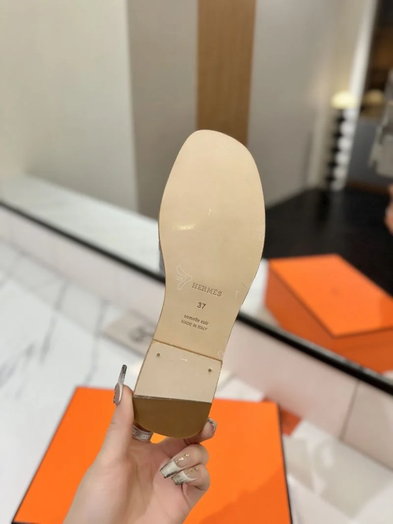 Hermes Slippers Durable 27417