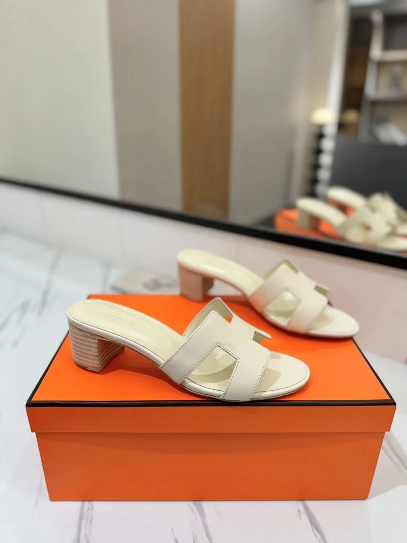 Hermes Slippers Durable 27403
