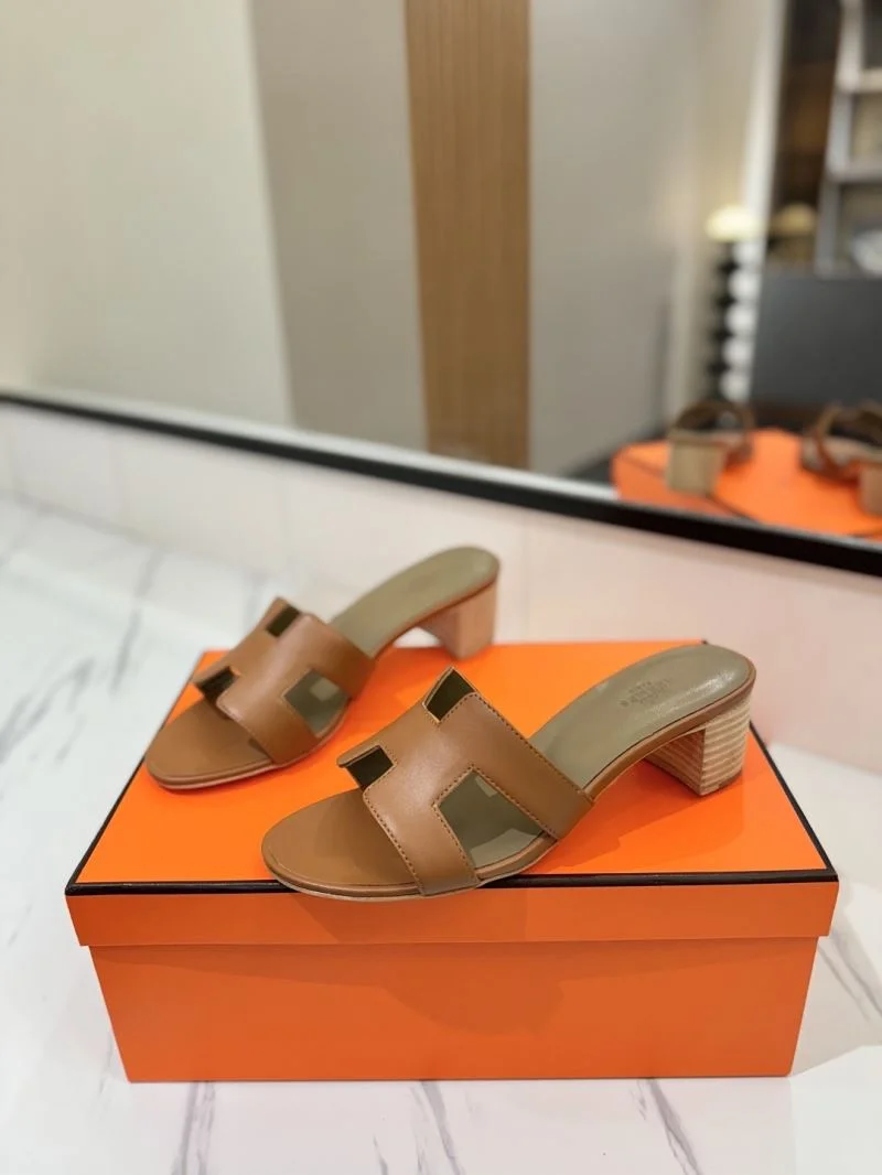 Bright Hermes Slippers 27405