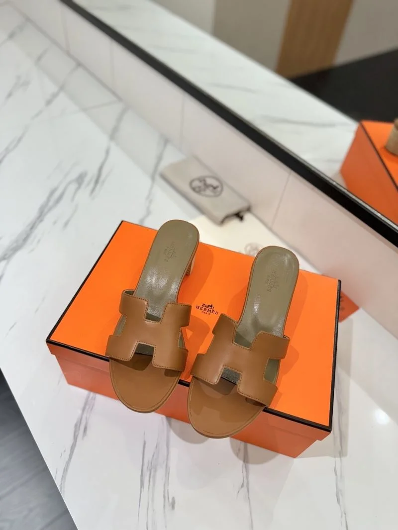 Bright Hermes Slippers 27405
