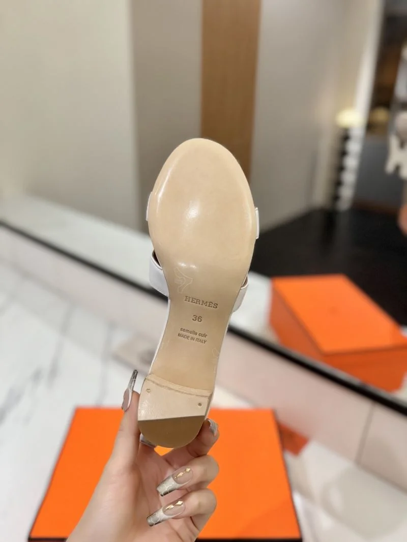 ModernLook Hermes Slippers 27422
