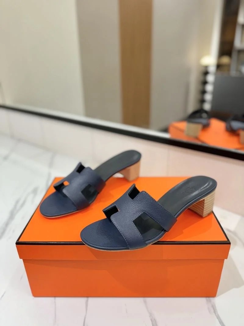 Packable Hermes Slippers 27398