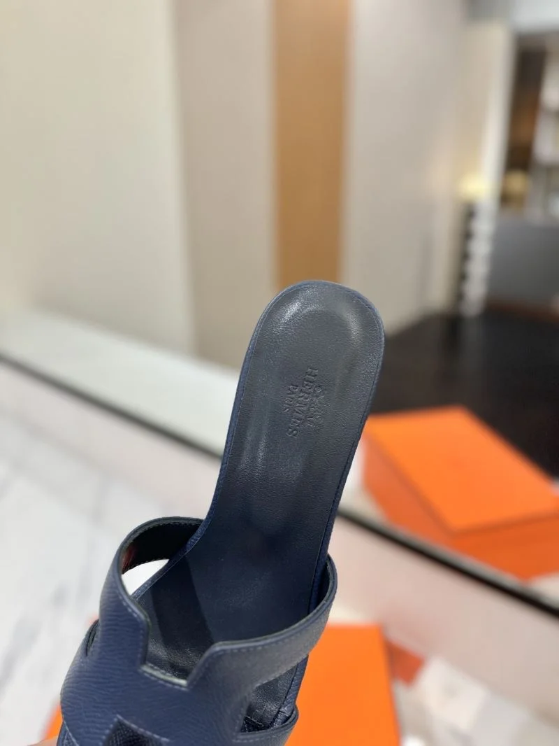 Packable Hermes Slippers 27398