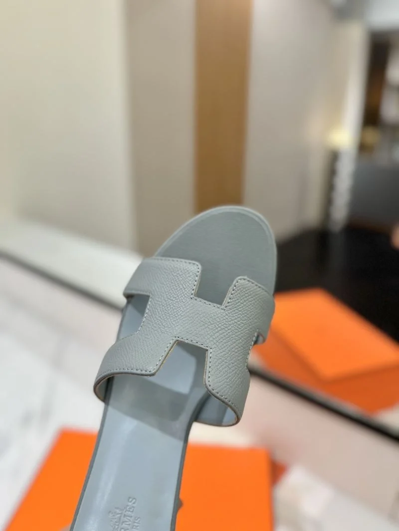 TravelReady Hermes Slippers 27391
