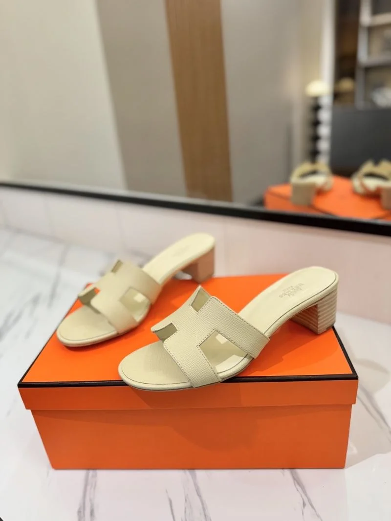 Hermes Slippers Minimalist 27392