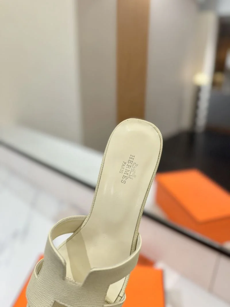 Hermes Slippers Minimalist 27392