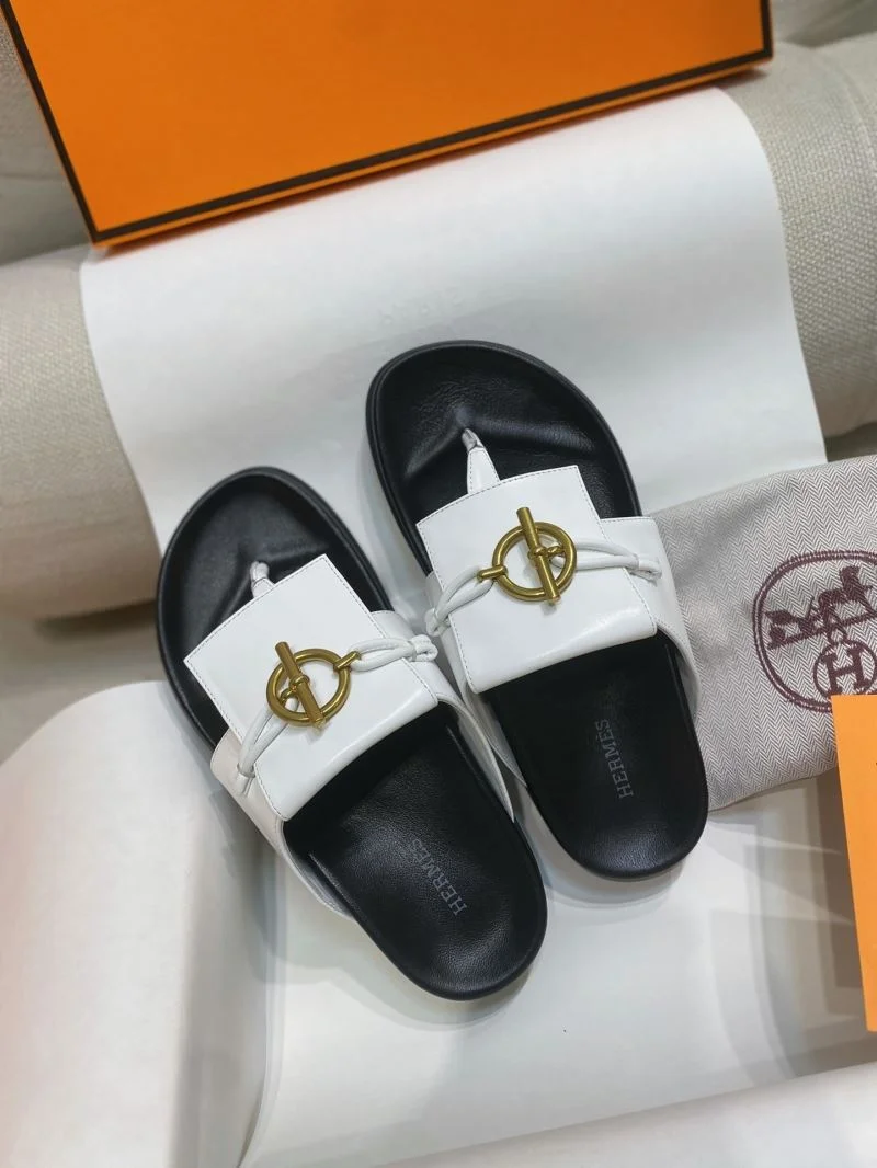 Sleek Hermes Slippers 27397