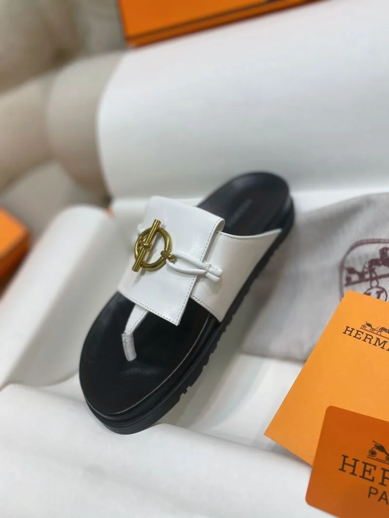 Sleek Hermes Slippers 27397