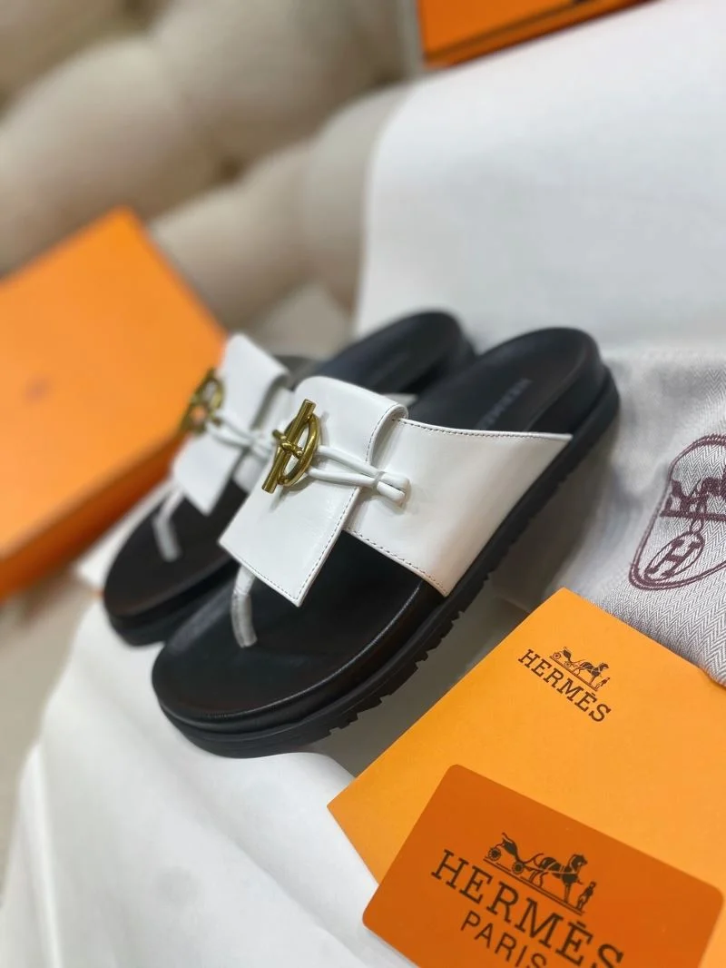 Sleek Hermes Slippers 27397