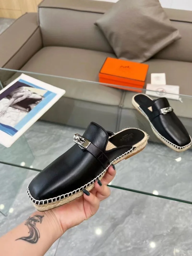 Durable Hermes Slippers 27376