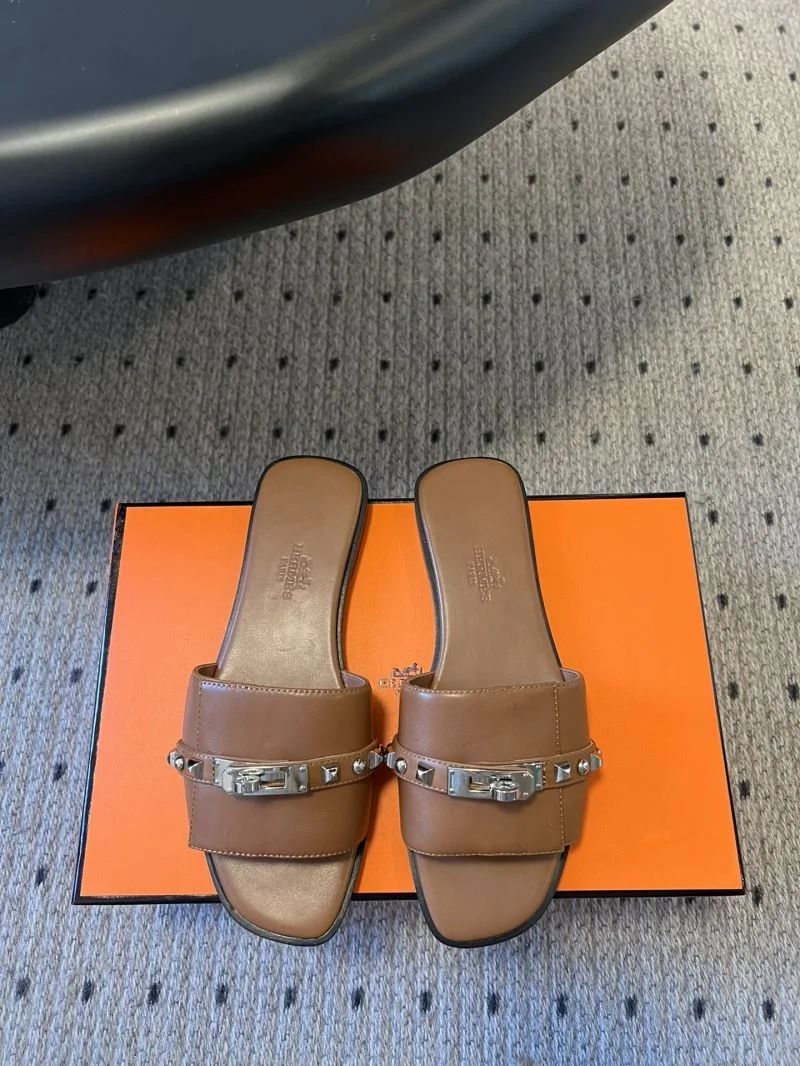 Classic Hermes Slippers 27396